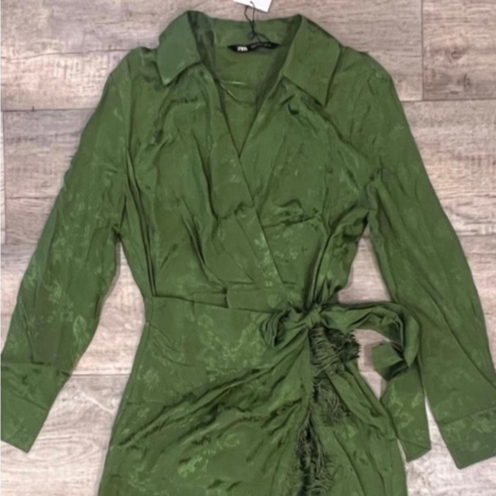 like new Zara dress